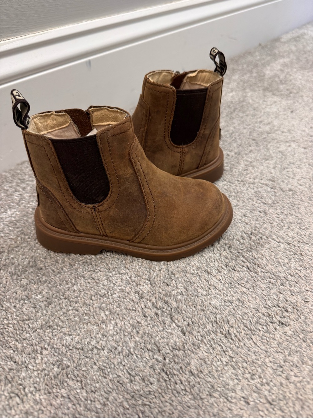 UGG Kids Chestnut Chelsea Boots